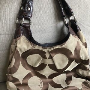 Coach shoulder bag